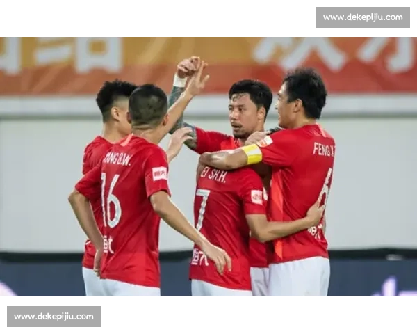 唐诗百战穿金甲：百场征程书写国安恒大传奇