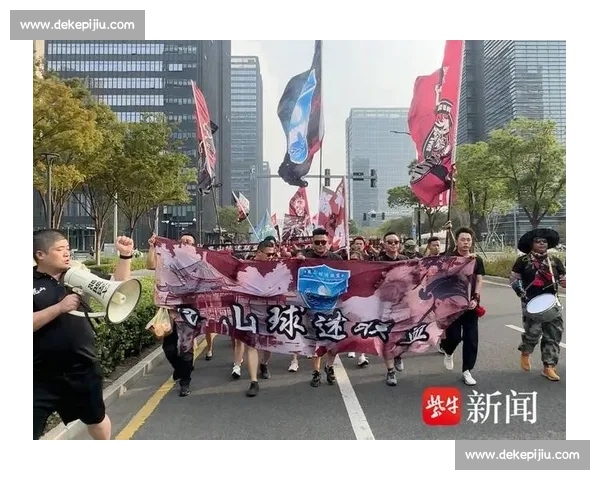 昆山台胞助威团燃爆苏超 万人赛场见证两岸情谊升温