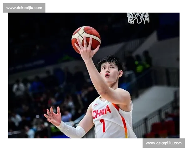 炸裂休赛期!132 人合同到期,赵继伟陷转会风暴,曾凡博冲击 NBA 炸裂休赛期!132 人合同到期,赵继伟陷转会风暴,曾凡博冲击 NBA