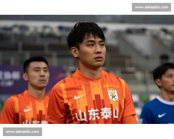 重庆国脚赛后饮酒风波：职业边界争议与舆论撕裂