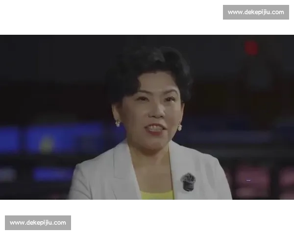 邓亚萍走进印刷学院附小:体育教会孩子 “输得起” 的人生哲学