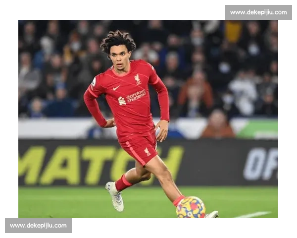 阿诺德揭秘皇马更衣室新生态:贝林在场时队友自动切换英语模式