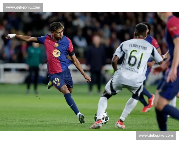 巴萨新星亚马尔恋上 30 岁网红：13 岁年龄差引爆舆论